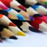 צבעים באנגלית והניבים המיוחדים שלהם